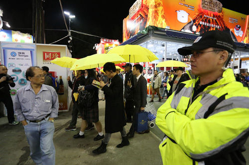 圖：警方昨晚發(fā)新聞稿呼吁，公眾應(yīng)和平理性表達訴求，切勿以“流動占領(lǐng)”方式進行集會及游行