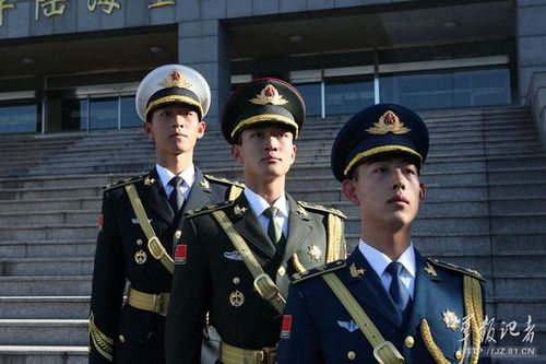 解放軍三軍儀仗隊(duì)新式禮賓服