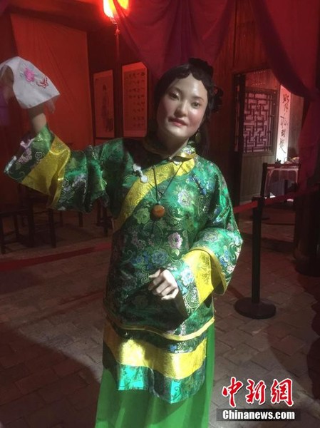 長(zhǎng)沙一蠟像館逼真還原古代青樓女子5
