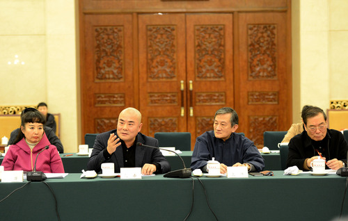 全國政協(xié)京昆室成立30年座談會現(xiàn)場全國政協(xié)委員、京昆室委員楊赤委員發(fā)言
