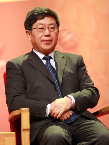 遲福林