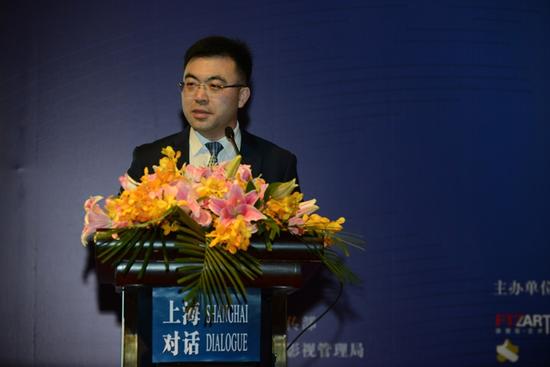 國家對(duì)外文化貿(mào)易基地副董事長、上海自貿(mào)區(qū)國際文化投資發(fā)展有限公司總經(jīng)理胡環(huán)中
