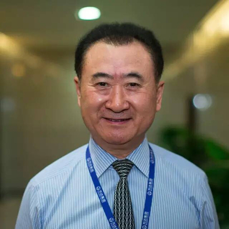 即便是首富，又能怎樣，照樣也得戴！