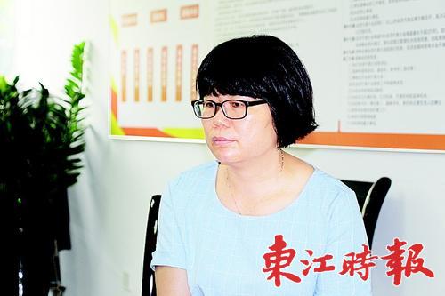 “東平哥”的妹妹黃秀影。