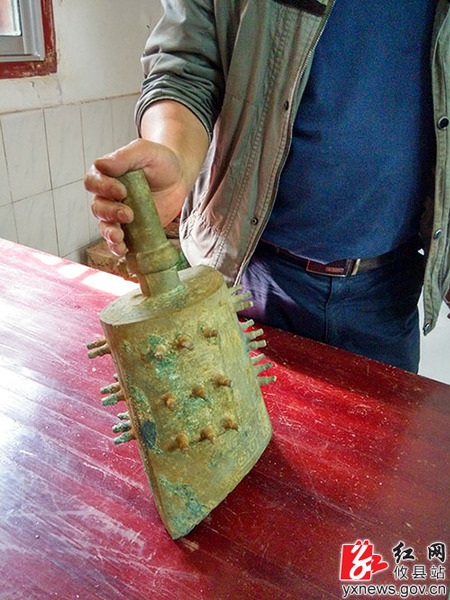 距今2700多年的西周銅鐃，現(xiàn)已被縣文物局館藏