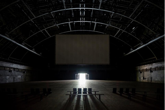Martin Creed‘s summer installation THE BACK DOOR at Park Avenue Armory， June 9 - August 7， 2016。 （Photo： James Ewing）