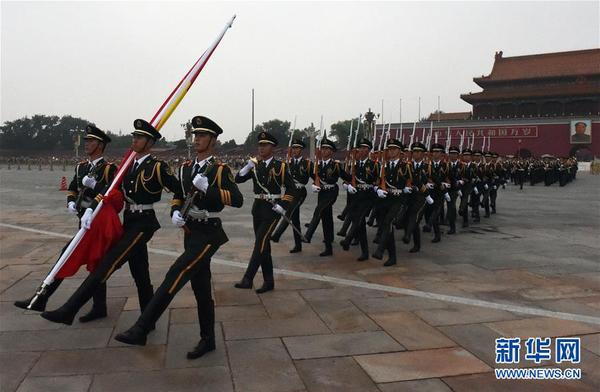 八一建軍節(jié)天安門廣場(chǎng)舉行升旗儀式