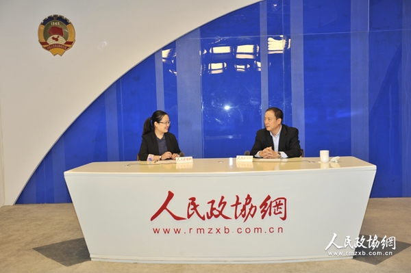 10月10日，北京市東城區(qū)政協(xié)主席邵鵬做客人民政協(xié)網(wǎng)，參與錄制“委員會(huì)客廳”。2
