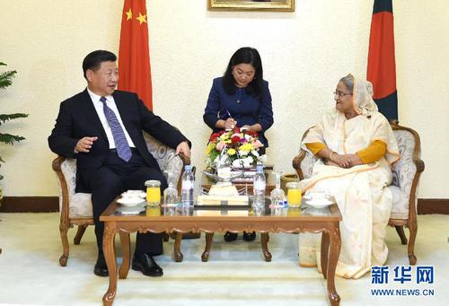 10月14日，國家主席習(xí)近平在達(dá)卡同孟加拉國總理哈西娜舉行會談。 新華社記者謝環(huán)馳攝