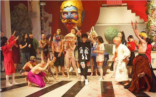 2016年6月8日，長(zhǎng)征空間陳天灼個(gè)展“自在天”開(kāi)幕現(xiàn)場(chǎng)表演