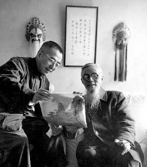 上世紀(jì)60年代，豐子愷(右)與程十發(fā)合影