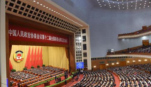 3月3日，中國人民政治協(xié)商會議第十二屆全國委員會第五次會議在北京人民大會堂開幕。（側(cè)景圖）