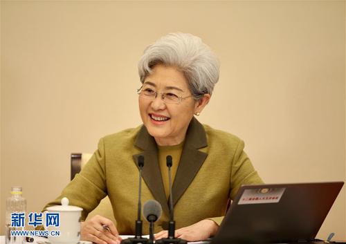 3月4日，十二屆全國人大五次會議在北京人民大會堂舉行新聞發(fā)布會。大會發(fā)言人傅瑩就大會議程和人大工作相關(guān)的問題回答中外記者的提問。