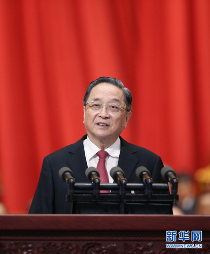 3月3日，中國(guó)人民政治協(xié)商會(huì)議第十二屆全國(guó)委員會(huì)第五次會(huì)議在北京人民大會(huì)堂開幕。這是俞正聲代表政協(xié)第十二屆全國(guó)委員會(huì)常務(wù)委員會(huì)作工作報(bào)告。新華社記者 姚大偉 攝