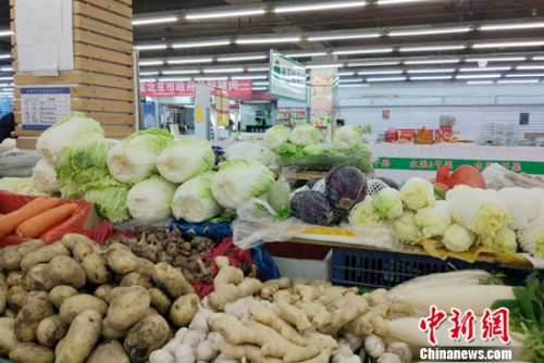 超市里的蔬菜。<a target='_blank' href='http://www.chinanews.com/' >中新網(wǎng)</a>記者 李金磊 攝