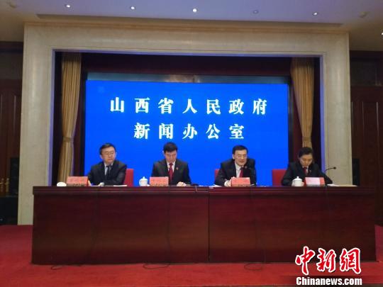山西省高級人民法院10日召開新聞發(fā)布會稱，近一年來，山西法院多措并舉推進(jìn)家事審判改革的實施，并取得成效。改革中，山西法院把維護(hù)未成年人權(quán)益最大化作為一項改革目標(biāo)?！⑿〖t 攝