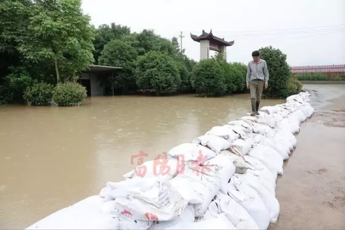 錢塘江流域暴發(fā)建國(guó)后第二大洪水 百年古橋被沖毀