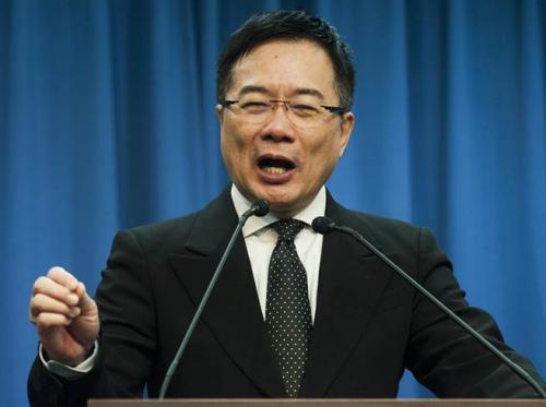 國民黨政策會(huì)執(zhí)行長蔡正元今天引用《亡征》一文，指蔡英文和民進(jìn)黨齊備了讓臺灣滅亡的條件。(圖片來源：臺灣《中時(shí)電子報(bào)》)