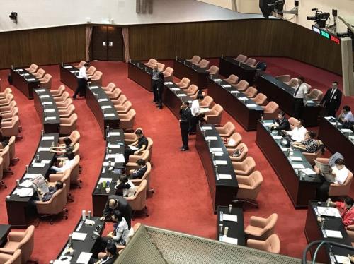 臺(tái)媒：民進(jìn)黨爭(zhēng)議法案埋頭硬干，遲早失民心。(圖片來(lái)源：臺(tái)灣《聯(lián)合報(bào)》)