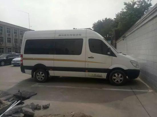 任香諭乘坐的校車。受訪者供圖