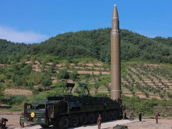 唱雙簧？美國(guó)務(wù)卿說(shuō)愿與朝鮮對(duì)話 不為半島局勢(shì)指責(zé)中國(guó)