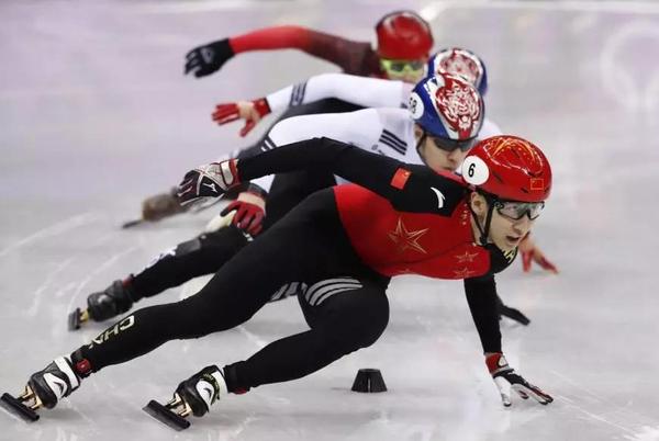 平昌冬奧各國選手頻創(chuàng)紀錄 韓媒:因為我們的冰好