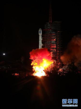3月30日，我國在西昌衛(wèi)星發(fā)射中心用長征三號乙運載火箭（及遠征一號上面級），以“一箭雙星”方式成功發(fā)射第三十、三十一顆北斗導航衛(wèi)星。