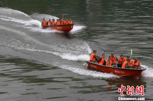 點(diǎn)擊進(jìn)入下一頁