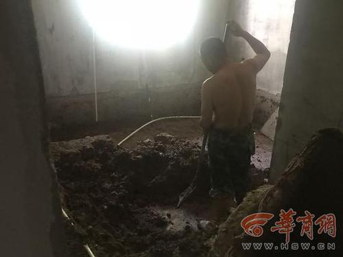 小區(qū)一樓住戶為建復式向下挖 物業(yè):不要緊可以挖