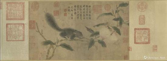 元代錢選《桃枝松鼠》紙本設(shè)色 卷26.3x44.3公分，現(xiàn)藏于臺北故宮博物院