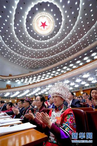 3月8日，十三屆全國人大二次會議在北京人民大會堂舉行第二次全體會議。新華社記者 王毓國 攝