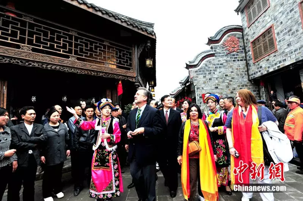 2011年4月19日，中國四川國際文化旅游節(jié)在汶川縣水磨鎮(zhèn)開幕。中新社記者 安源攝