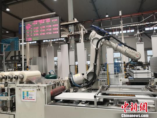 圖為浙江企業(yè)?！堨蠚g 攝