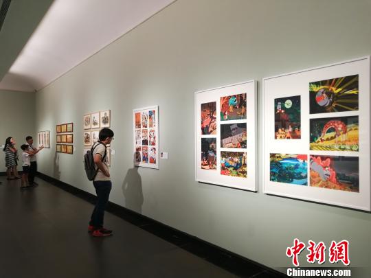第十三屆全國(guó)美術(shù)作品展覽綜合畫種·動(dòng)漫作品展在廣州開幕 郭軍 攝