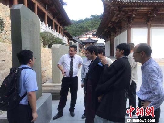 日本參訪團參訪黃檗山萬福寺，探尋中日黃檗歷史淵源?！×汁偂z