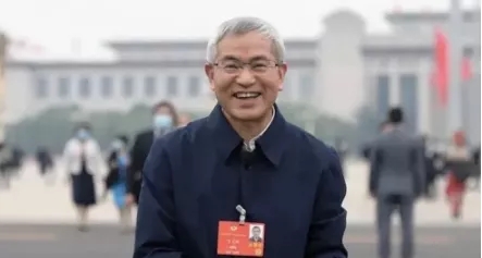 全國(guó)政協(xié)委員、南京大學(xué)文化與自然遺產(chǎn)研究所所長(zhǎng)賀云翱.webp
