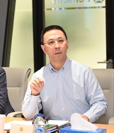 全國(guó)政協(xié)委員、蛋白質(zhì)技術(shù)國(guó)家工程研究中心主任羅永章在會(huì)上發(fā)言。人民政協(xié)報(bào)·人民政協(xié)網(wǎng)記者 齊波 攝