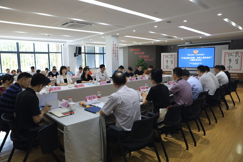 古蕩街道“民生議事堂”圍繞區(qū)政協(xié)“物業(yè)服務(wù)大提升百場協(xié)商議事月”主題，聚焦“打造全域大物管 實現(xiàn)人居共治體”方向，開展未來現(xiàn)代社區(qū)物業(yè)建設(shè)協(xié)商活動。