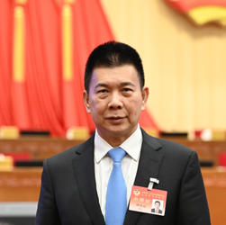 薪火相傳報國志 香江涌動愛國情
