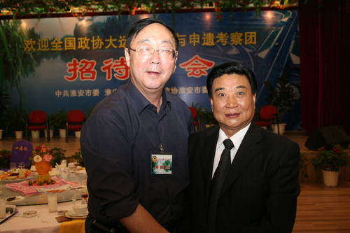 2006年參加全國政協(xié)大運河申遺考察時，(7173548)-20250512093134