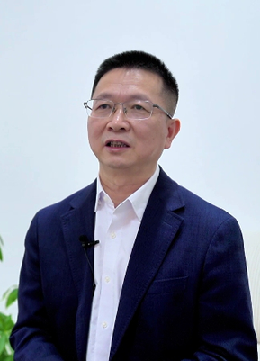 【委員漫談·智啟新元】福州市政協(xié)委員王慶趨：三個(gè)“AI+”解鎖福州高質(zhì)量發(fā)展