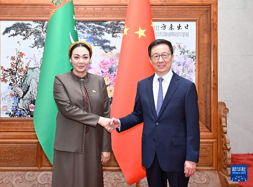 5月23日，國家副主席韓正在北京會(huì)見土庫曼斯坦議長古爾馬諾娃。新華社記者 申宏 攝