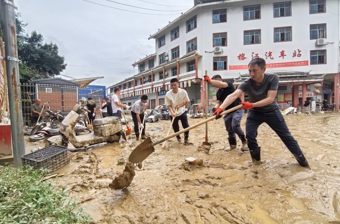 傾情助力災(zāi)后重建